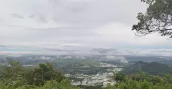 Bukit Gatan: Pesona Negeri di Atas Awan yang Menakjubkan (Sumber: google.com | Foto: Dini Okiviani)