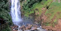 Menjelajahi Keindahan Air Terjun Curup Tenang: Permata Alam Tersembunyi di Muara Enim (Foto: Yosafat Dhimas)