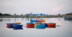 Keindahan Danau Biru: Pesona Alam yang Menenangkan dan Wajib Dikunjungi (Foto: Rete Cam Studio)