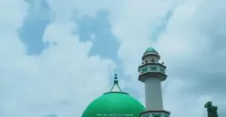 Masjid Agung Baturaja: Destinasi Religi dan Ikon Kebanggaan Masyarakat Ogan Komering Ulu (Foto: Aditya Putra Pratama Adfiredisfah)