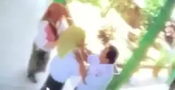 Guru SMAN 16 Palembang, Yuli Mirza, diduga dianiaya bendahara BOS berinisial S di lingkungan sekolah. (Sumber: Istimewa)