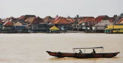 Tradisi Sedekah Sungai Musi: Warisan Budaya dan Kearifan Lokal Masyarakat Sumatera Selatan (Sumber: pinterest.com | Foto: The Travel Tart Blog - Australian Travel Blogger)
