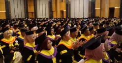 Wisuda Daerah Lulusan Universitas Terbuka (UT) Palembang Periode II Tahun 2025 di Hotel Santika Premier, Rabu (24/9/2025). (Sumber: Istimewa)