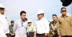 Wakil Presiden RI Gibran Rakabuming Raka bersama Gubernur Sumatera Selatan Herman Deru (Sumber: Istimewa)