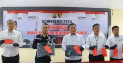 Sejumlah barang bukti diamankan polisi saat mengungkap jaringan promosi judi online yang melibatkan dua mahasiswa di Palembang. (Sumber: Istimewa)