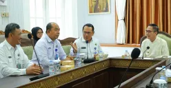 Kepala BNNP Sumsel Brigjen Pol Hissar Siallagan saat menjelaskan modus baru peredaran narkoba melalui liquid vape di Palembang. (Sumber: Istimewa)