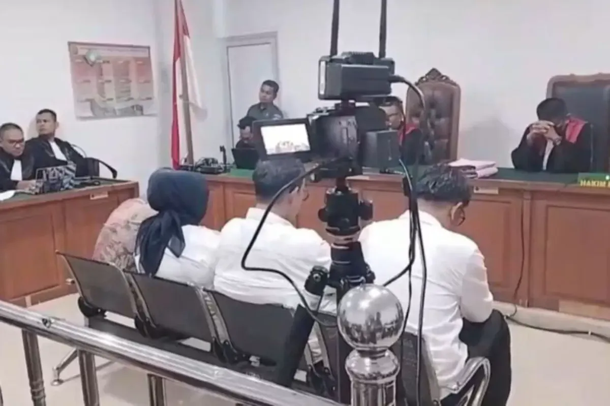 Tiga anggota DPRD OKU saat menjalani sidang vonis di Pengadilan Negeri Palembang (Sumber: Istimewa)