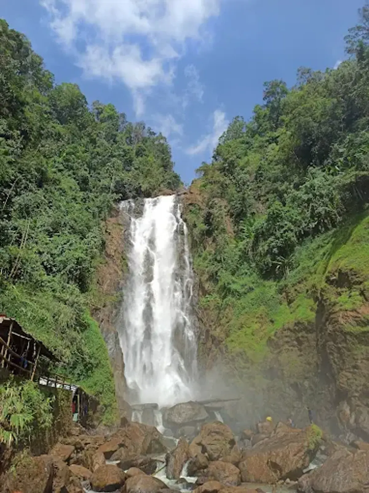 Air Terjun Bedegung: Pesona Alam Eksotis di Muara Enim, Sumatera Selatan (Foto: Indra Maulana)