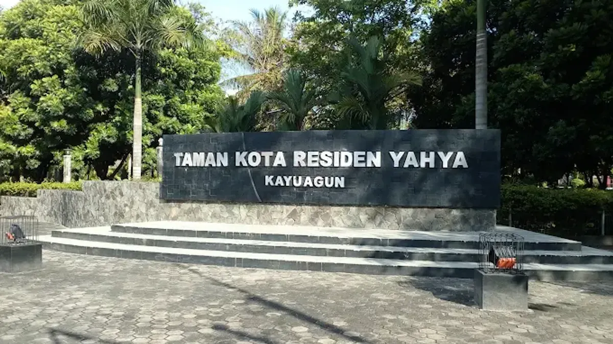 Alun-Alun Kota Kayuagung: Ruang Publik Ikonik yang Jadi Jantung Kehidupan Masyarakat OKI (Foto: Rudi Arcade)