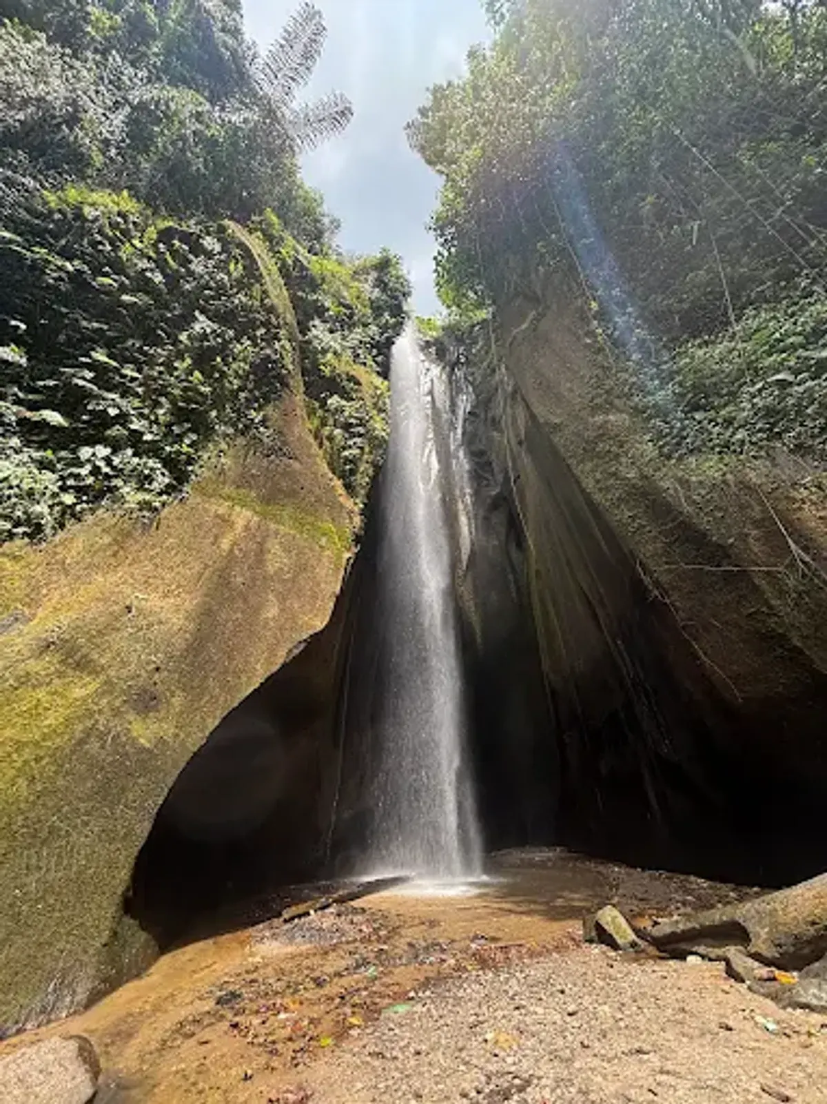 Pesona Tersembunyi di Ujung OKU Selatan: Keindahan Air Terjun Manduriang yang Memukau (Foto: Sakti Oktari)