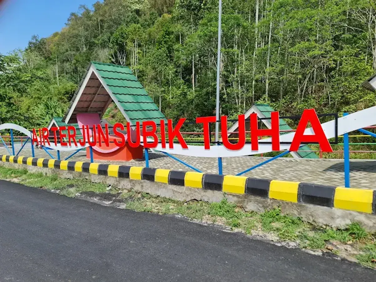 Air Terjun Subik Tuha: Pesona Tersembunyi di Tengah Alam OKU Selatan yang Menakjubkan (Foto: Parti Tham)