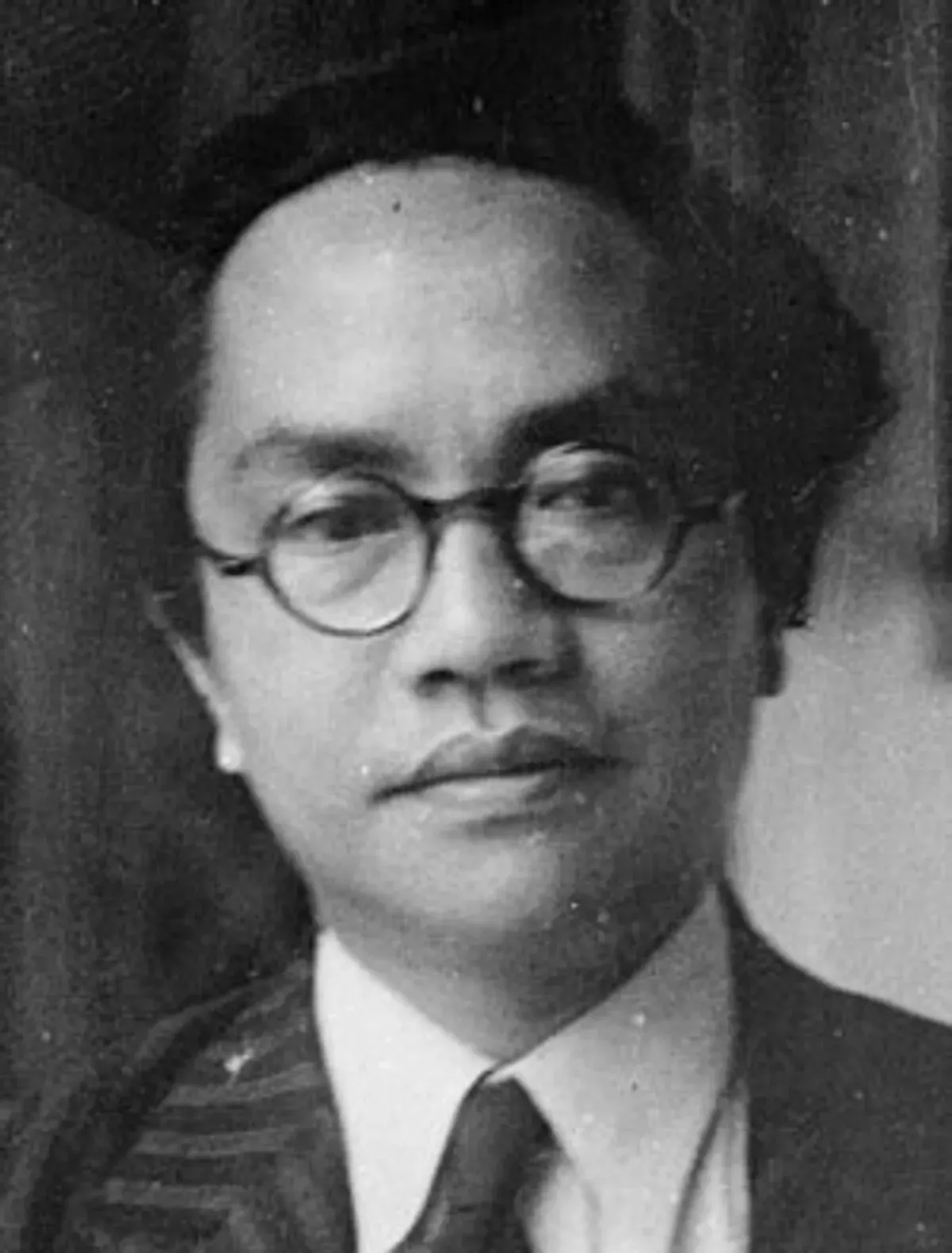 Amir Sjarifuddin (Sumber: Wikipedia.org)
