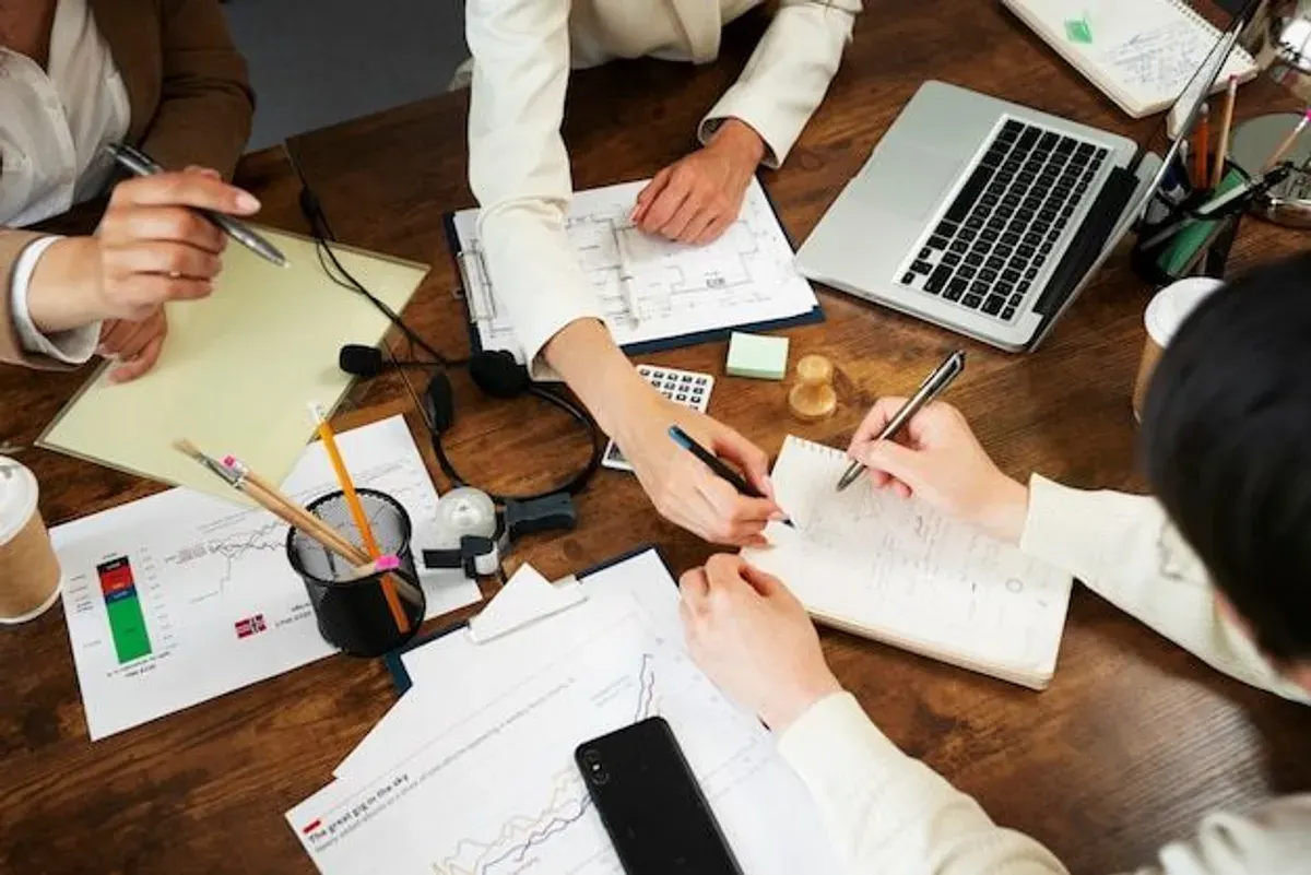 Motivasi Kerja Harian: Kunci Produktivitas dan Kesuksesan (Sumber: Pinterest | Foto: Freepik)
