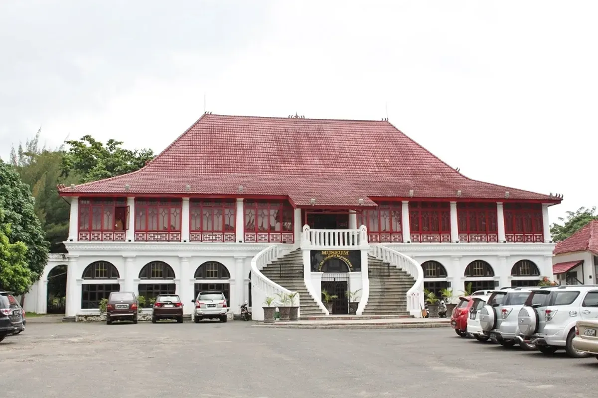 Museum Sultan Mahmud Badaruddin II: Jejak Sejarah dan Budaya Palembang (Sumber: pinterest.com | Foto: harindabama)