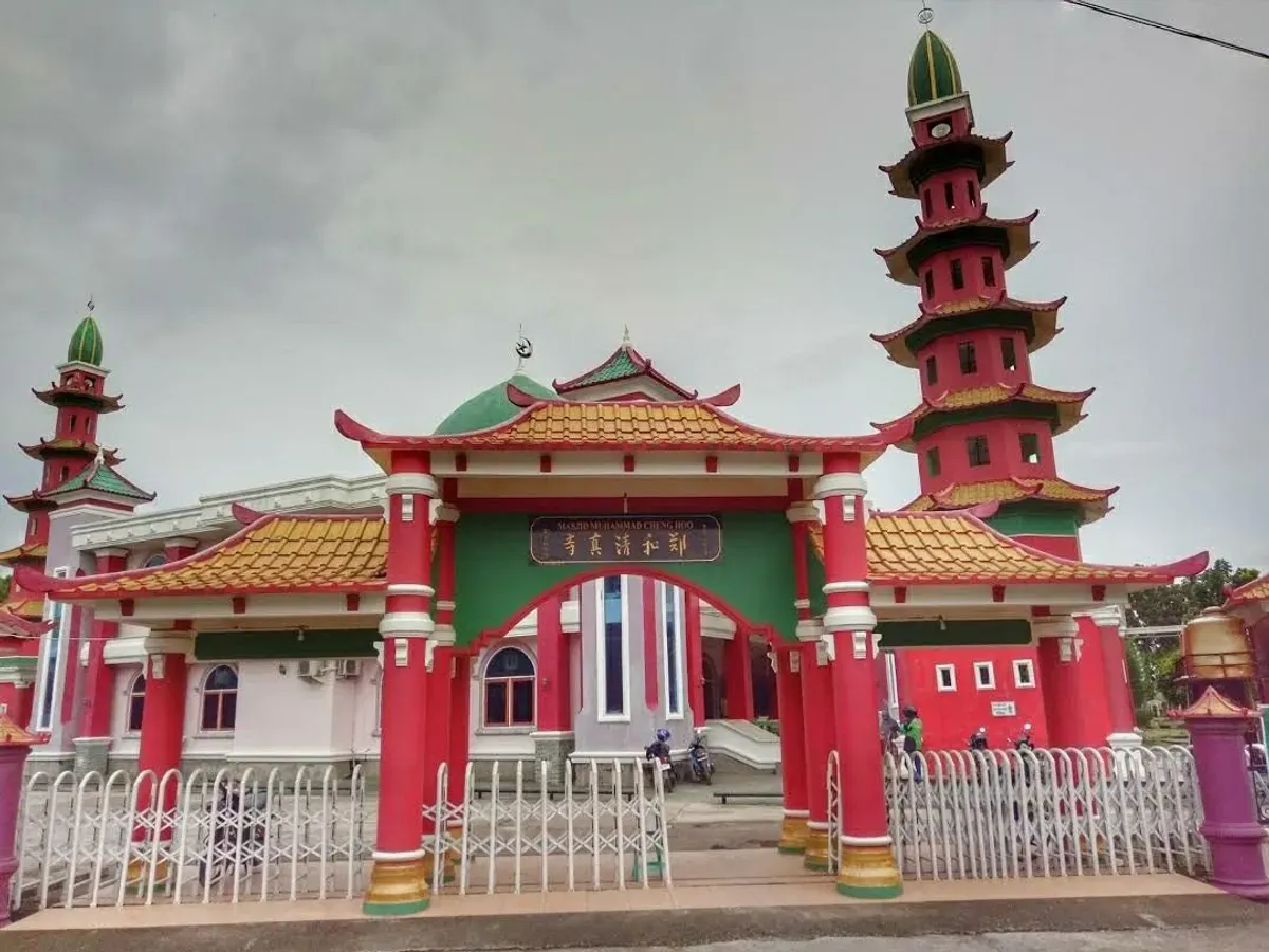 Masjid Cheng Ho Palembang: Sejarah, Keunikan, dan Pesona Wisata Religi (Sumber: pinterest.com | Foto: Azhar Masood)