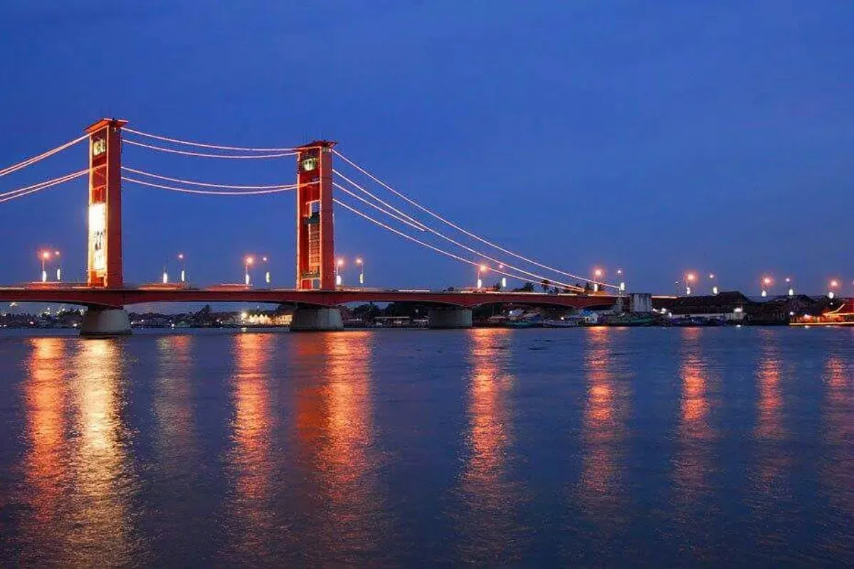 Peran Sungai Musi dalam Ekosistem: Penopang Kehidupan dan Keberlanjutan Alam (Sumber: pinterest.com | Foto: Odi Pipit Baim Ahmed)